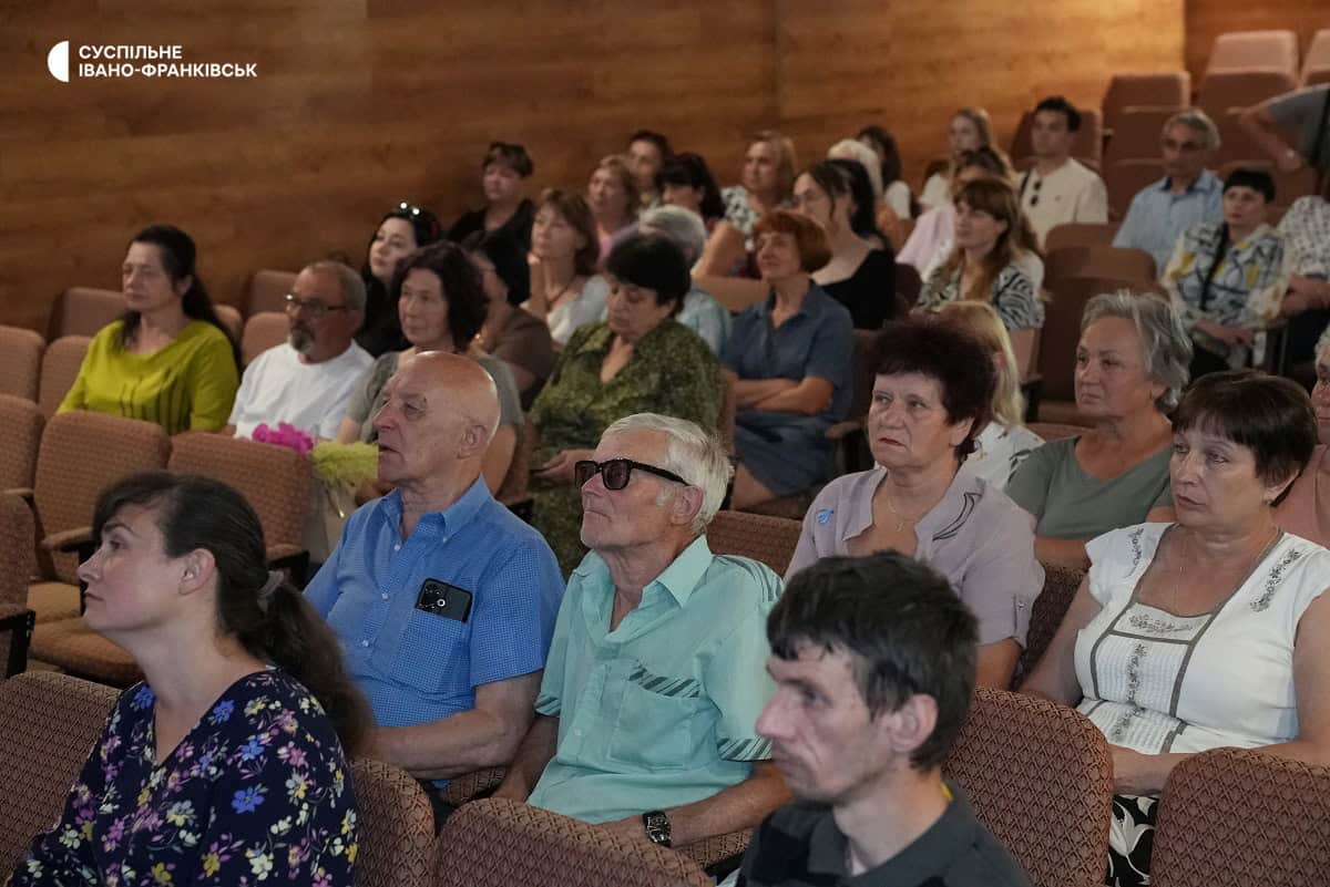 Показ стрічки «Августдорф» у Снятині