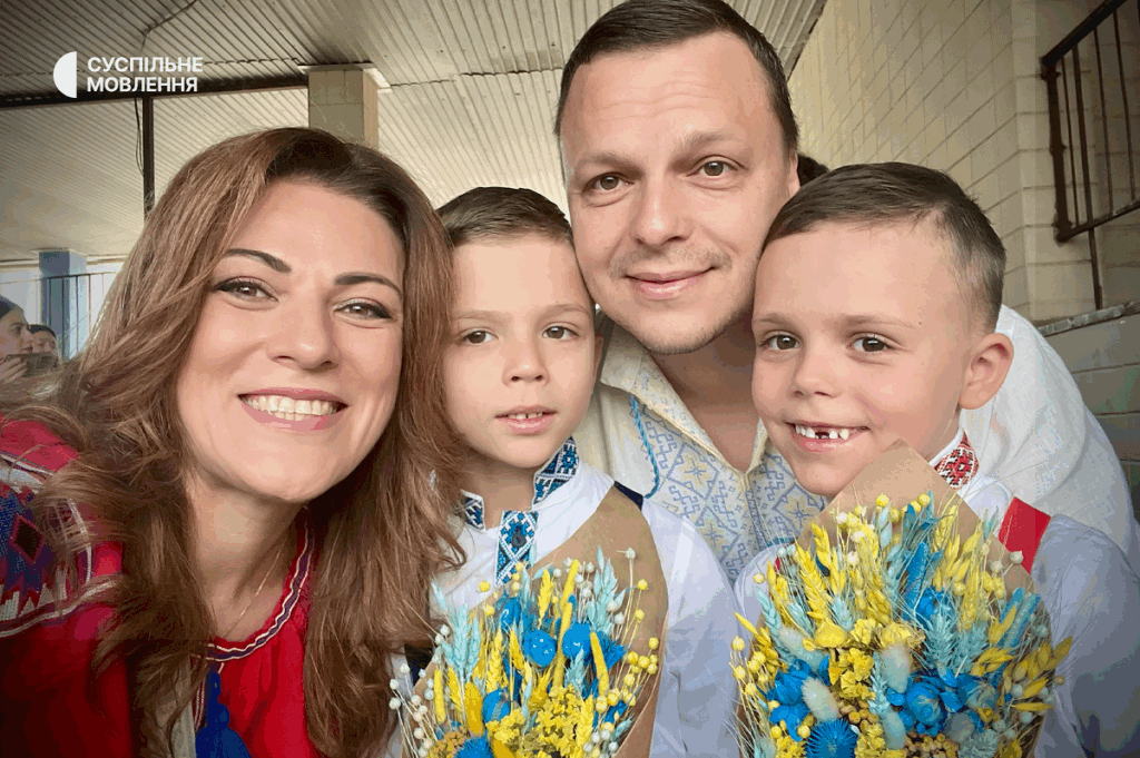 Сімейне фото: Юлія Пазенко, Андрій Столярчук і їхні діти