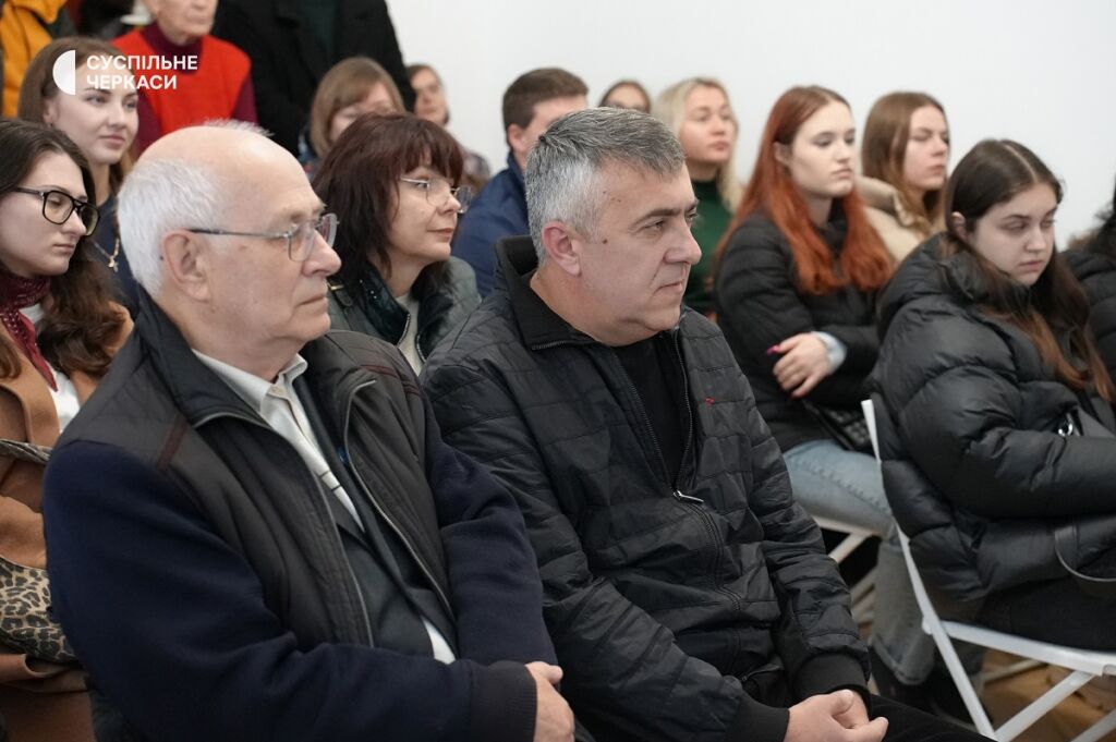 Краєзнавець Василь Мельниченко та художник Ігор Солодовніков