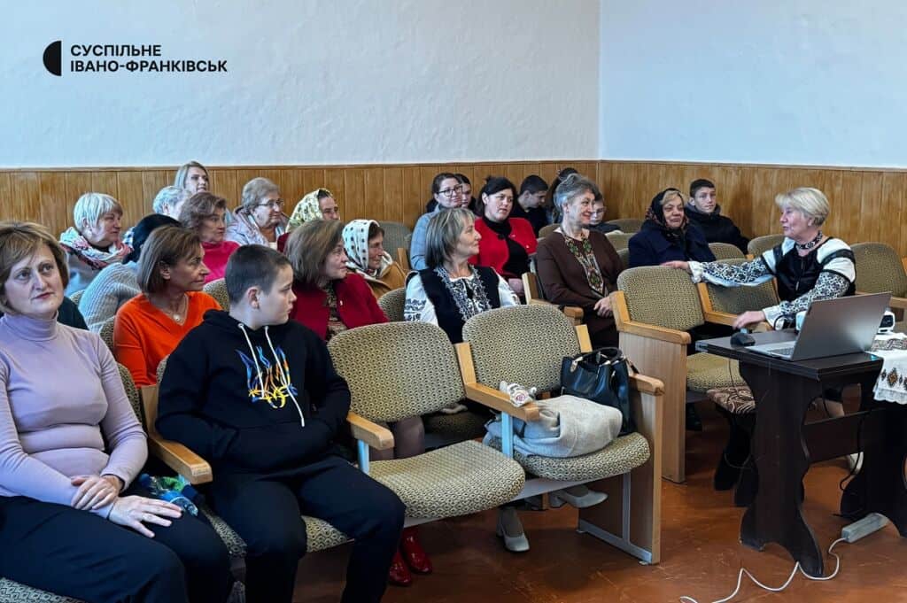 Глядачі показу