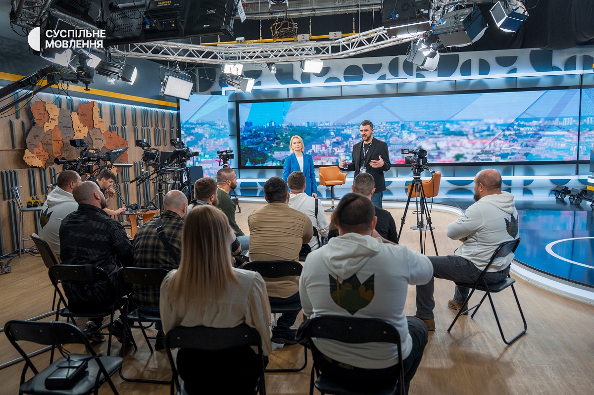 Ветерани у студії Суспільне Львів