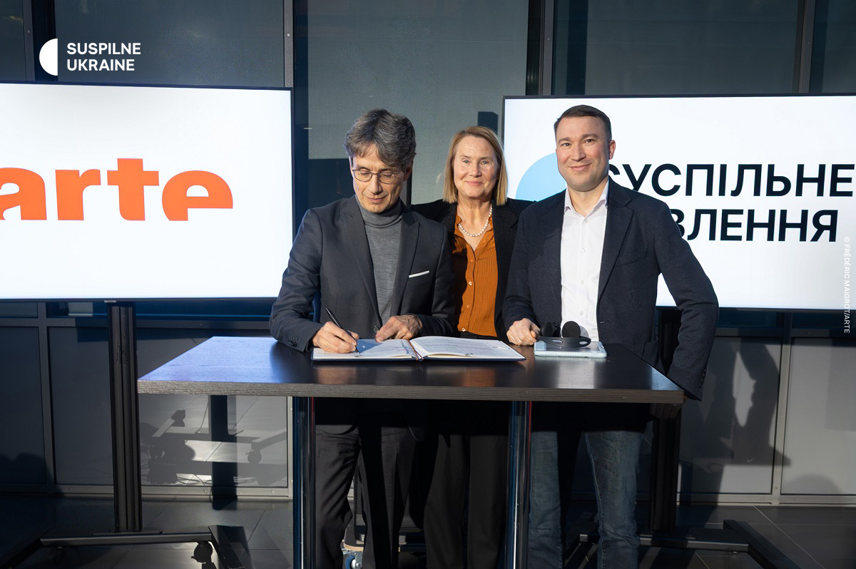 signing of an association agreement with ARTE G.E.I.E. Bruno Patino signs an association agreement with ARTE G.E.I.E.