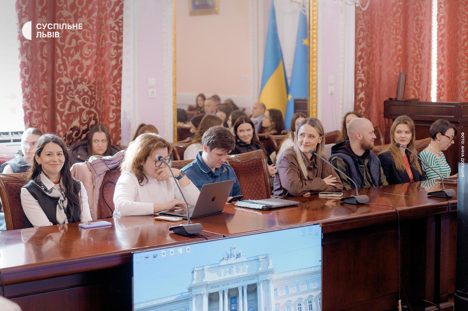 Зустріч представників ЛНУ і Суспільного Зустріч представників ЛНУ і Суспільного
