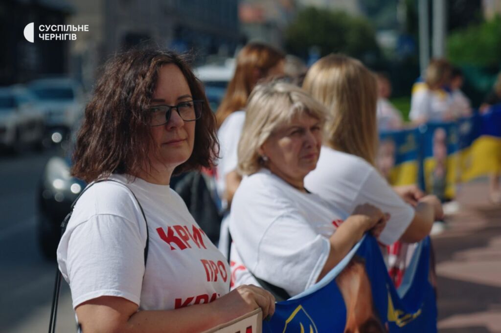 Ольга Святна на мітингу біля Координаційного штабу в Києві