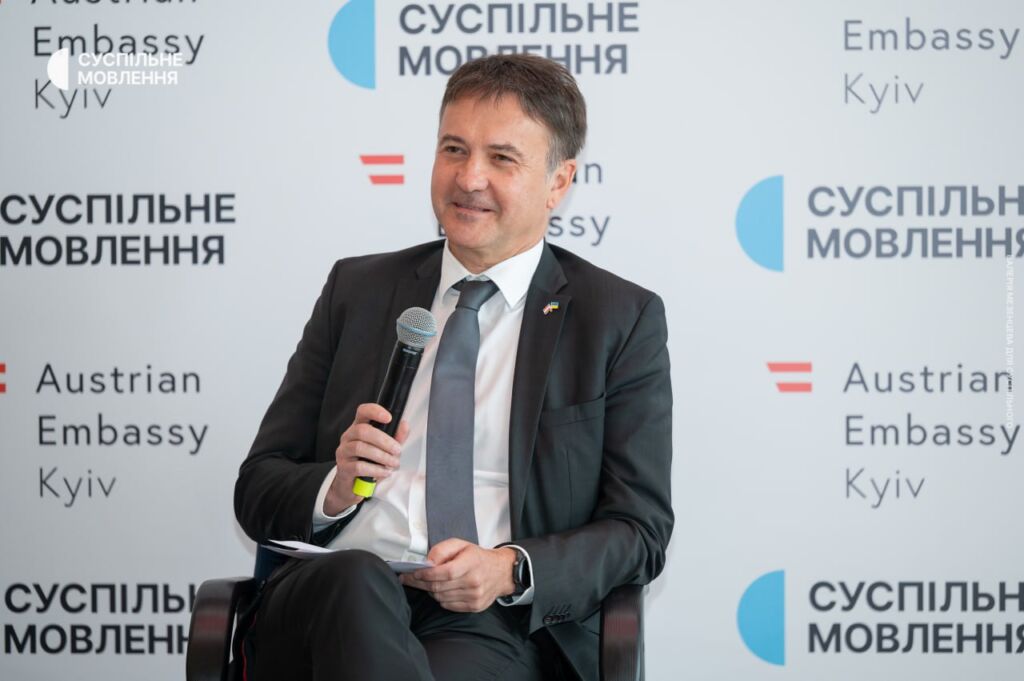Надзвичайний і Повноважний Посол Австрії в Україні Роберт Мюллер Надзвичайний і Повноважний Посол Австрії в Україні Роберт Мюллер