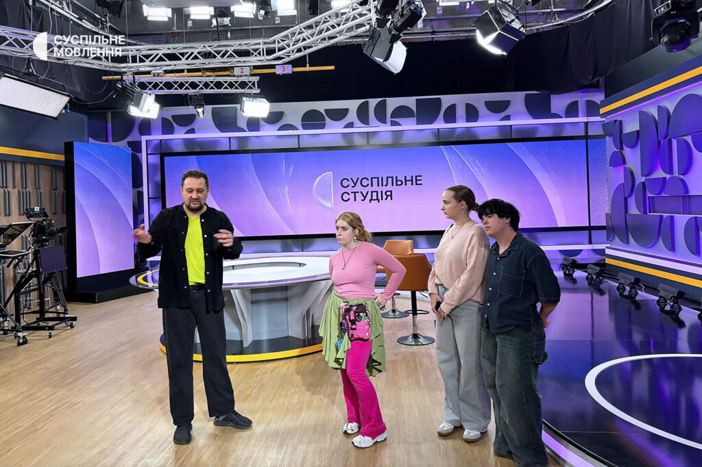 У студії проєкту «Суспільне Студія» У студії проєкту «Суспільне Студія»